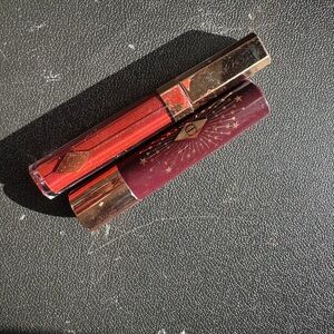Charlotte Tilbury Unleash Me and Pillow Talk Lipstick Set